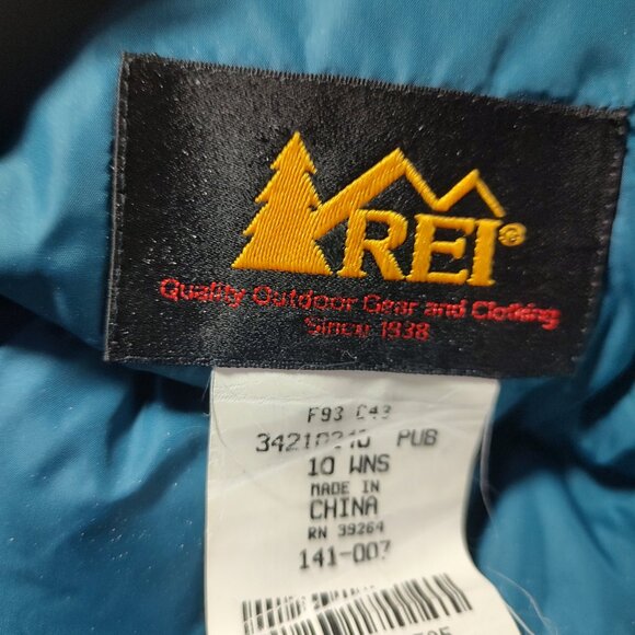 REI 3-in-1 Jacket, Size M, Women’s Nylon Jacket with hood and down insert. - Picture 7 of 10